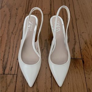 Zara white patent leather slingback pointed toe kitten heel pump size 9